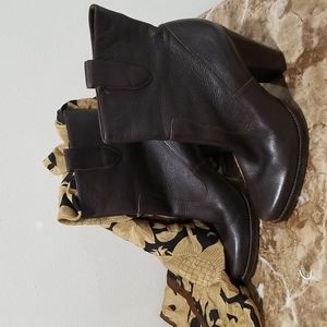 Via Spiga Brown Leather Booties